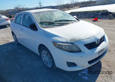 2010 Toyota Corolla Le z USA, uszkodzony, nr VIN 1NXBU4EE2AZ305238